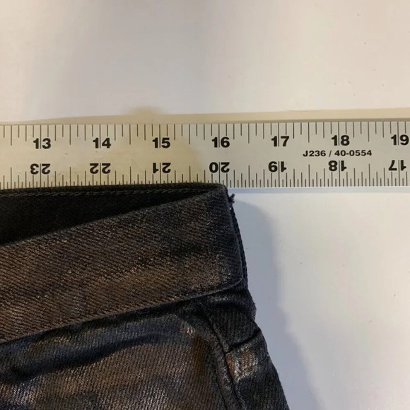 We‎ the Free Women's Maggie Metallic Rose Coated Distressed Hem Jeans SIze 30 - Picture 11 of 13